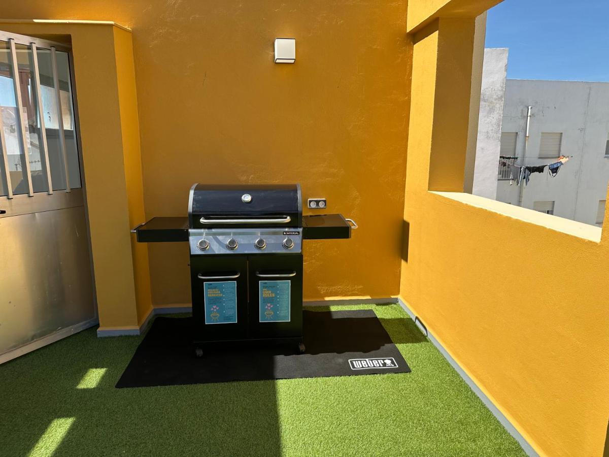 Central Apartment With Patio By Wayra Tarifa Exterior photo